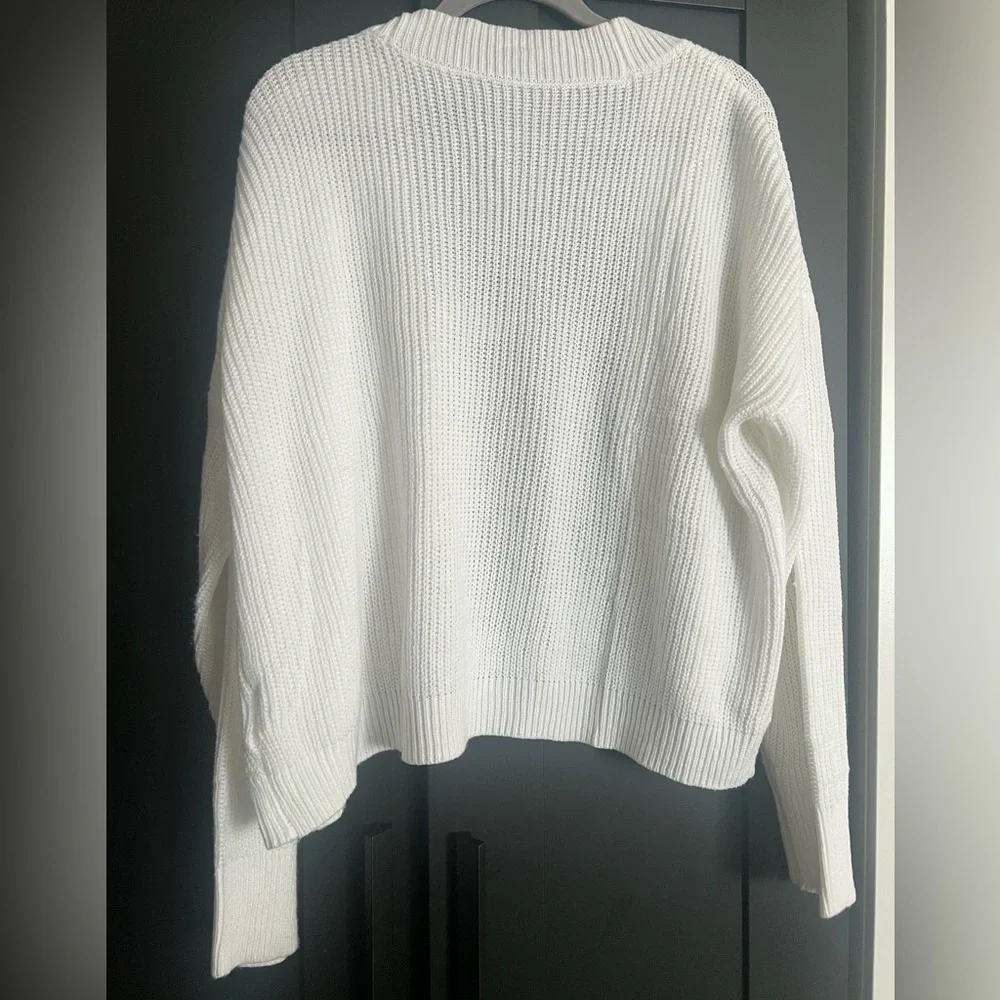 Elegant White Women's Sweater